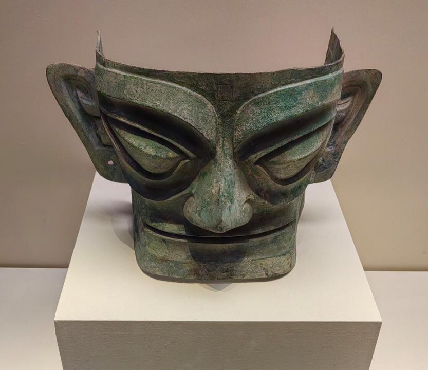 【纪录片】《探秘三星堆》全集 - 青铜面具特写
